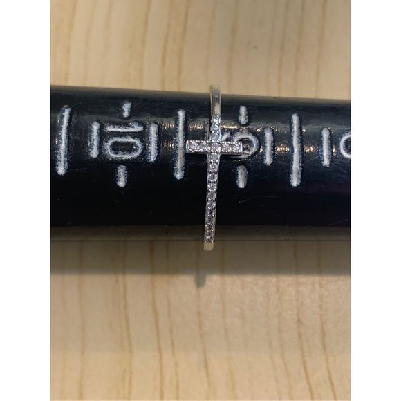 .925 9” Ring with Crystal Cross #SterlingSilver - Picture 3 of 5